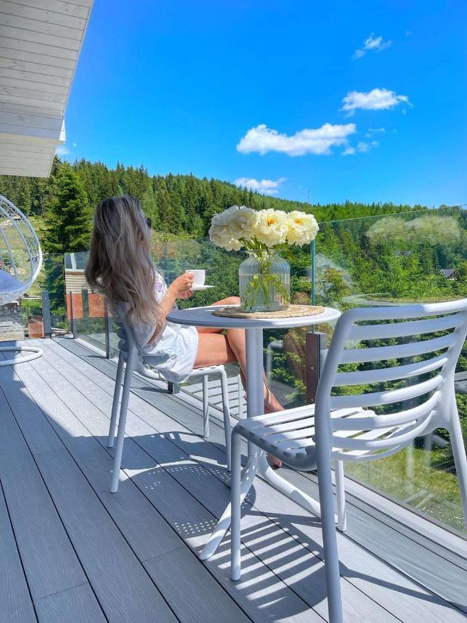 Be Be Chalet - Premium Jacuzi & Private Pool Bukovel Extérieur photo