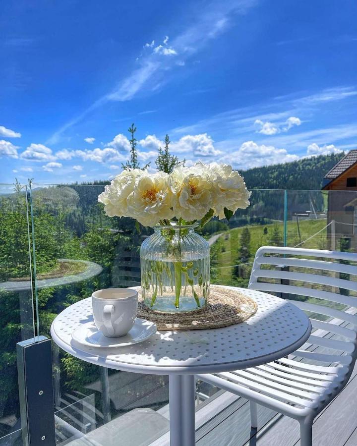 Be Be Chalet - Premium Jacuzi & Private Pool Bukovel Extérieur photo