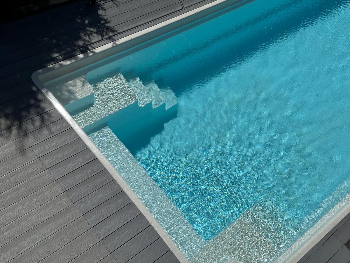 Be Be Chalet - Premium Jacuzi & Private Pool Bukovel Extérieur photo